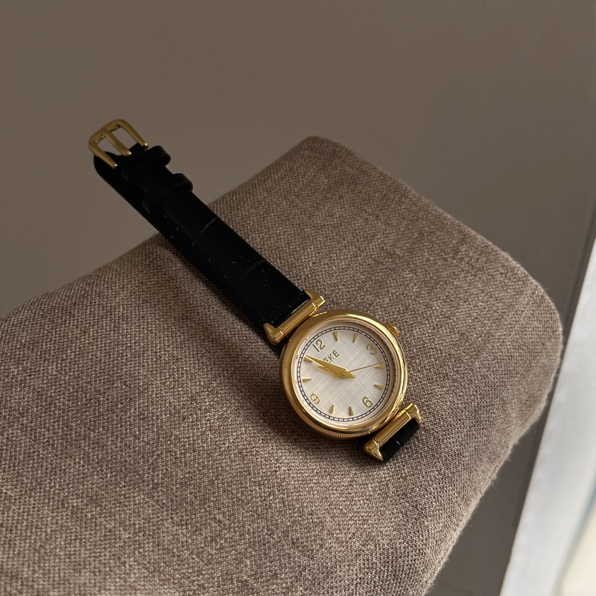 Luxury Watch Vintage - Orologio di Lusso Stile Vintage con