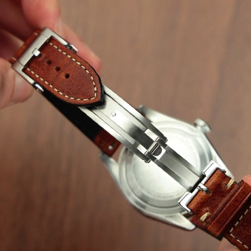 NUOVO Chiusura Deployante di L - Luxury Watch Expensive recensione e prezzo